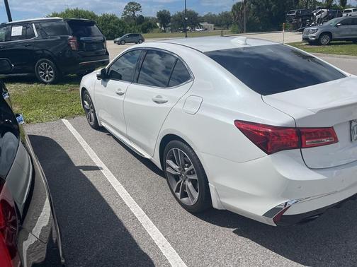 2019 Acura TLX V6 Advance