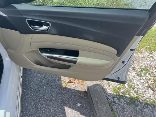 2019 Acura TLX V6 Advance