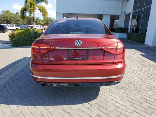 2016 Volkswagen Passat 1.8T R-Line w/ Comfort