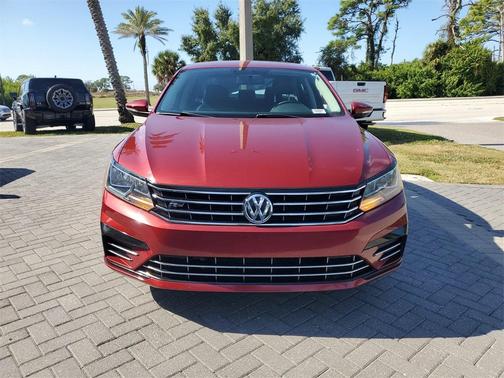 2016 Volkswagen Passat 1.8T R-Line w/ Comfort