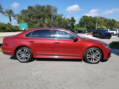 2016 Volkswagen Passat 1.8T R-Line w/ Comfort
