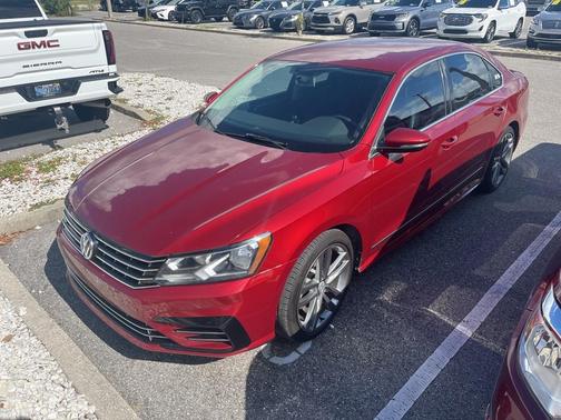 2016 Volkswagen Passat 1.8T R-Line w/ Comfort