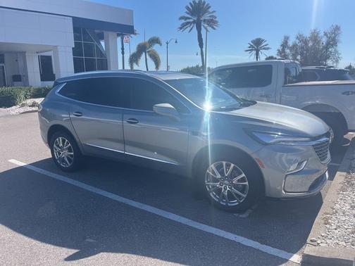 2023 Buick Enclave Premium