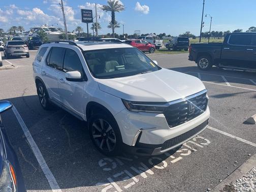 2024 Honda Pilot Touring