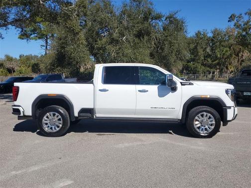 2024 GMC Sierra 2500 Denali Ultimate