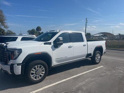 2024 GMC Sierra 2500 Denali Ultimate