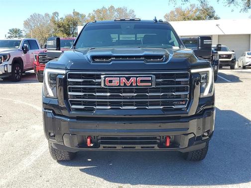 2025 GMC Sierra 3500 AT4
