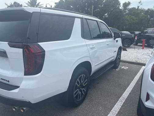 2024 GMC Yukon AT4