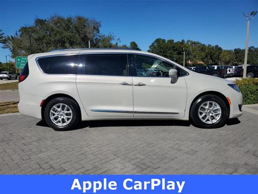 2020 Chrysler Pacifica Touring-L