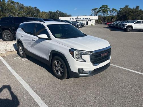 2022 GMC Terrain SLE
