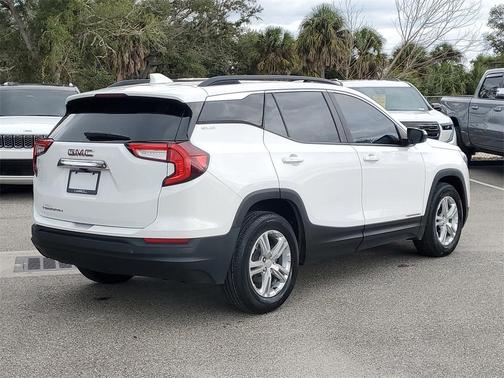 2022 GMC Terrain SLE