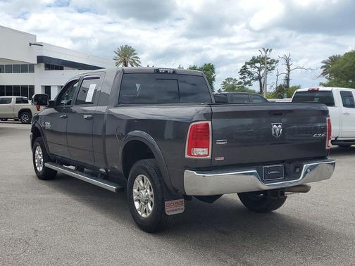 Granite Crystal Clearcoat Metallic 2018 RAM 3500 Laramie