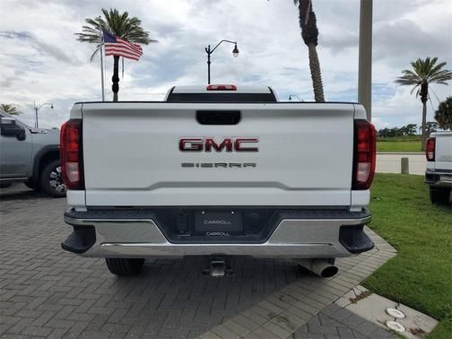 2024 GMC Sierra 2500 Pro