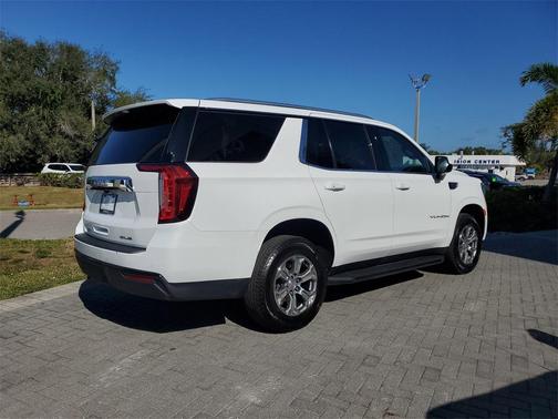 2021 GMC Yukon SLE