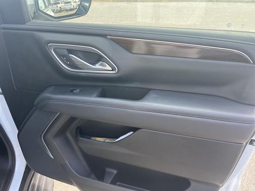2021 GMC Yukon SLE