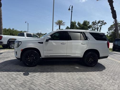 2024 GMC Yukon SLT
