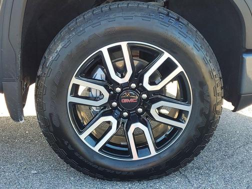 Dark Sky Metallic 2021 GMC Sierra 1500 AT4