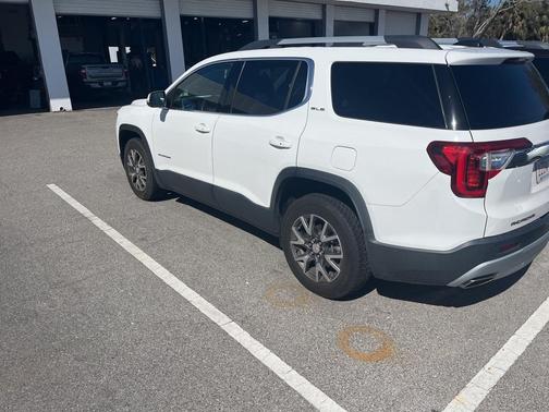 2020 GMC Acadia SLE