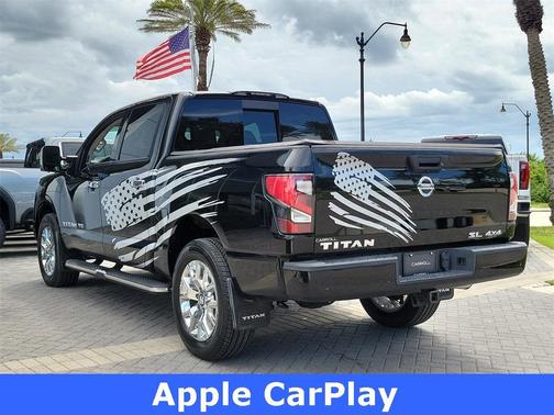 2020 Nissan Titan SL