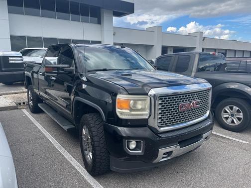2015 GMC Sierra 2500 Denali