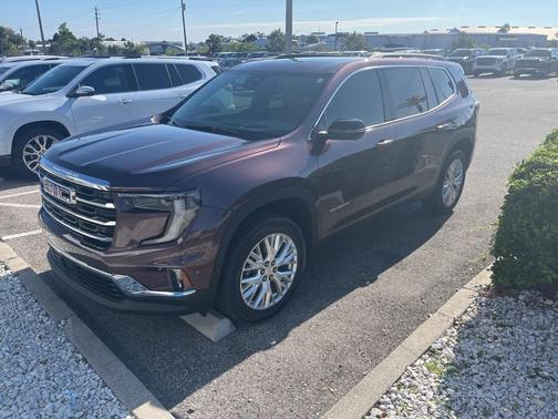2024 GMC Acadia Elevation