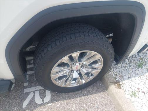 White Frost Tri-Coat 2022 GMC Sierra 1500 Limited Denali