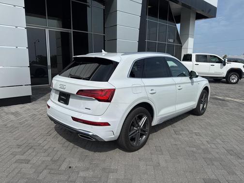 2021 Audi Q5 e 55 Premium