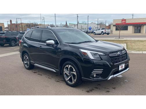 Crystal Black Silica 2022 Subaru Forester Touring