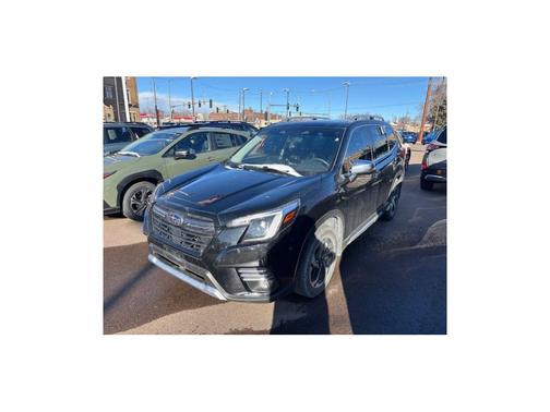 Crystal Black Silica 2022 Subaru Forester Touring