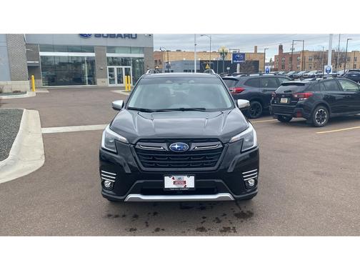 Crystal Black Silica 2022 Subaru Forester Touring