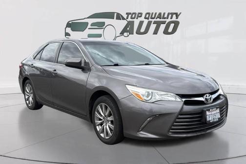 2016 Toyota Camry XLE
