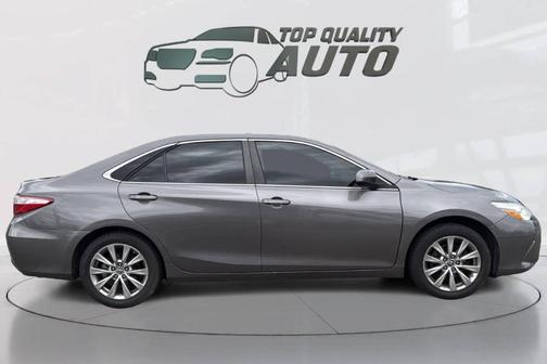 2016 Toyota Camry XLE