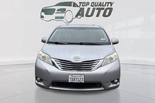 2017 Toyota Sienna XLE Premium