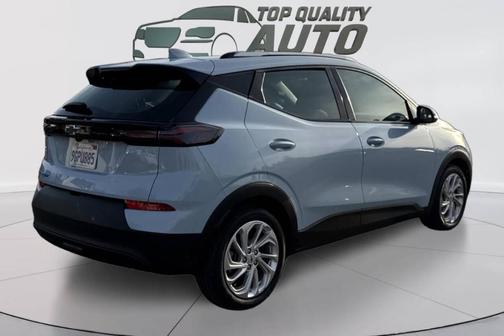 2023 Chevrolet Bolt EUV LT