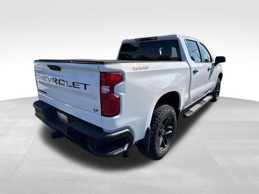 Summit White 2022 Chevrolet Silverado 1500 LT Trail Boss