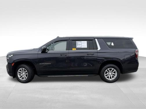 Dark Ash Metallic 2022 Chevrolet Suburban LT