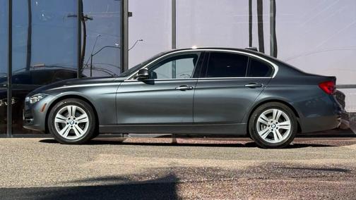 2018 BMW 330 330i Sedan 4D