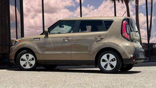 Latte Brown 2016 Kia Soul Base