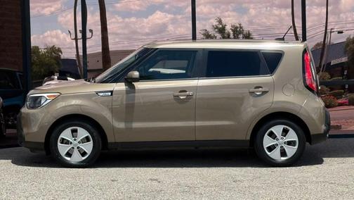 Latte Brown 2016 Kia Soul Base