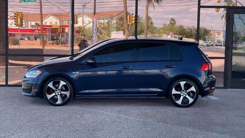 2016 Volkswagen Golf GTI 2.0T SE 4-Door