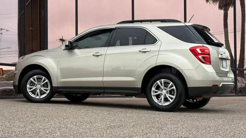 Champagne Silver Metallic 2016 Chevrolet Equinox LT