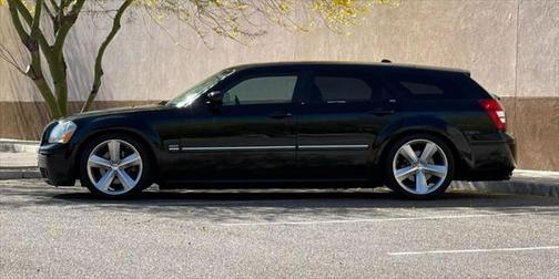 2005 Dodge Magnum RT