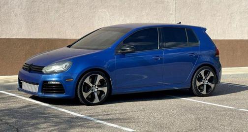 2013 Volkswagen Golf R 4-Door
