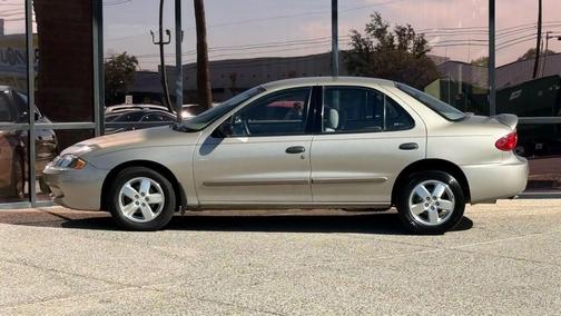 2004 Chevrolet Cavalier Base
