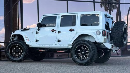 Bright White Clearcoat 2018 Jeep Wrangler JK Unlimited Sport