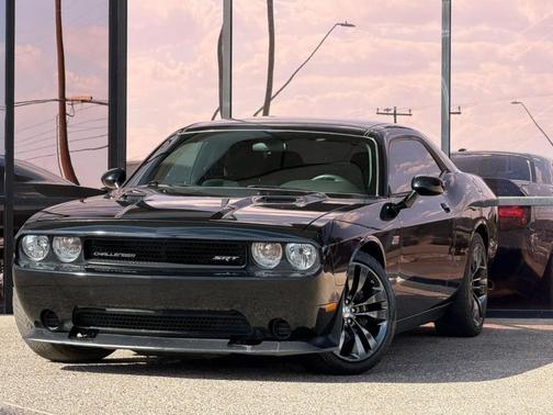 Black Clearcoat 2014 Dodge Challenger SRT8 Core