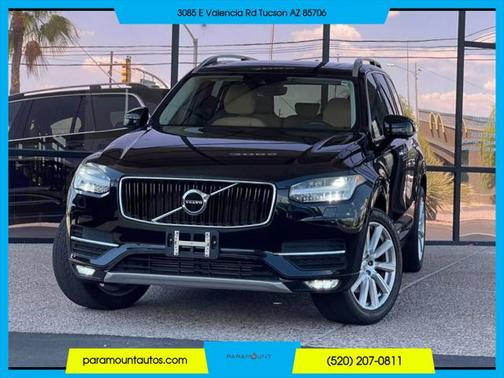 2016 Volvo XC90 T6 Momentum