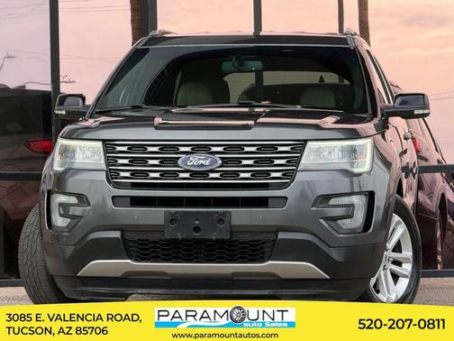 White Platinum Metallic Tri-Coat 2017 Ford Explorer XLT