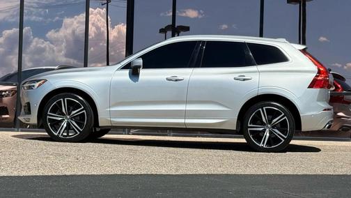 2019 Volvo XC60 T5 R-Design