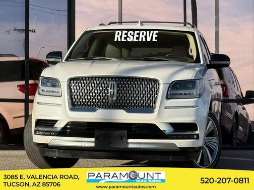 White Platinum Metallic Tri-Coat 2019 Lincoln Navigator Reserve